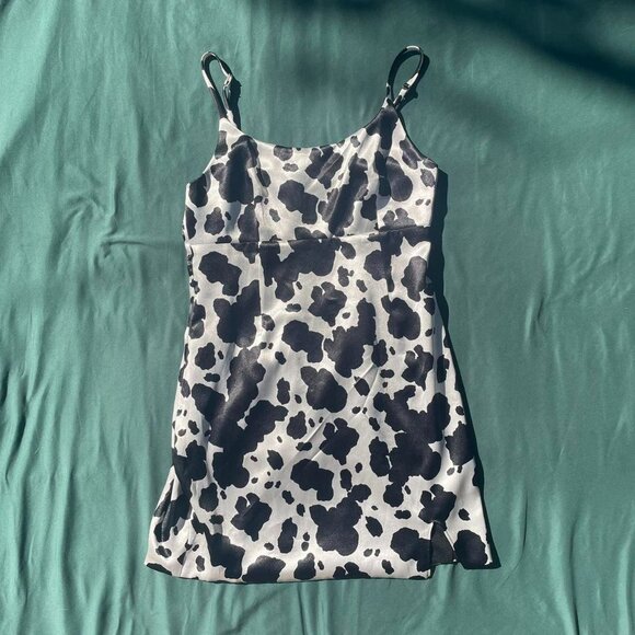 NWOT Wild Fable Silky Cow Mini Dress Size M - Picture 1 of 6